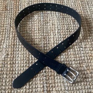 Levi’s Men's Black Leather Belt with Silver Tone Hardware 36